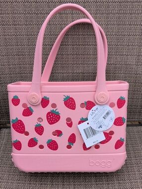 "Strawberries" Bitty BOGG Bag Tote NWT 🍓🍓🍓